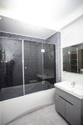 Sky House Exclusive Apartments Chişinau Exteriör bild